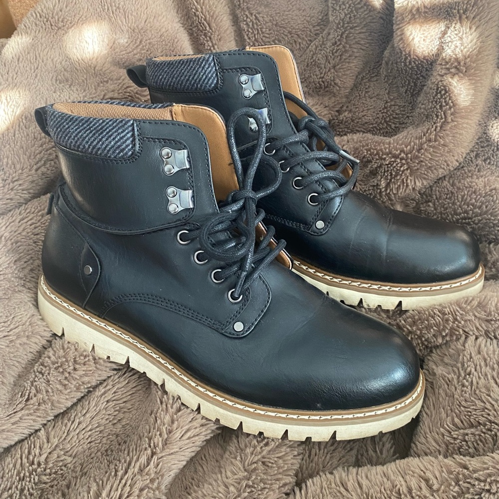 Men’s Madden NYC Black and Tan Leather Boots